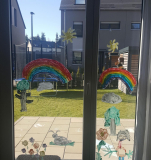 Dejan_gestaltet_fenster