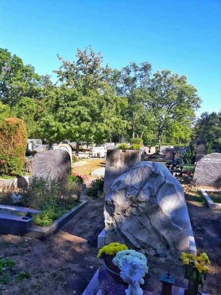 Friedhof_MonikaR-Kress_010